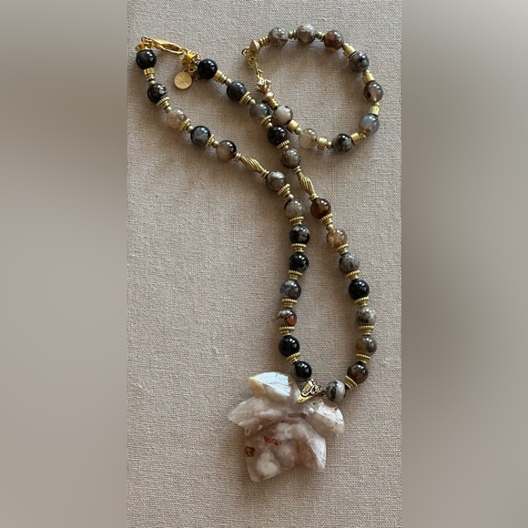 22 inch Black Cherry Blossom Agate Gemstone bead Necklace NWOT - Picture 3 of 15